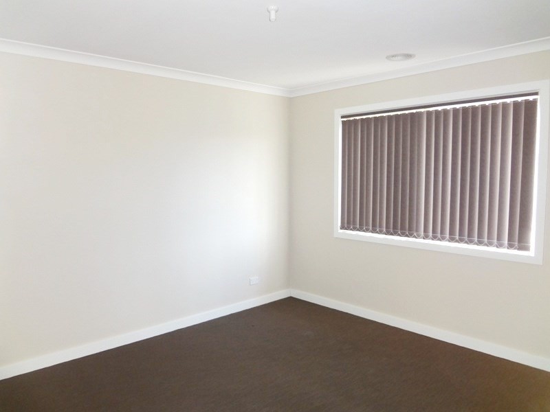 2/35 Glendale Avenue, Epping VIC 3076