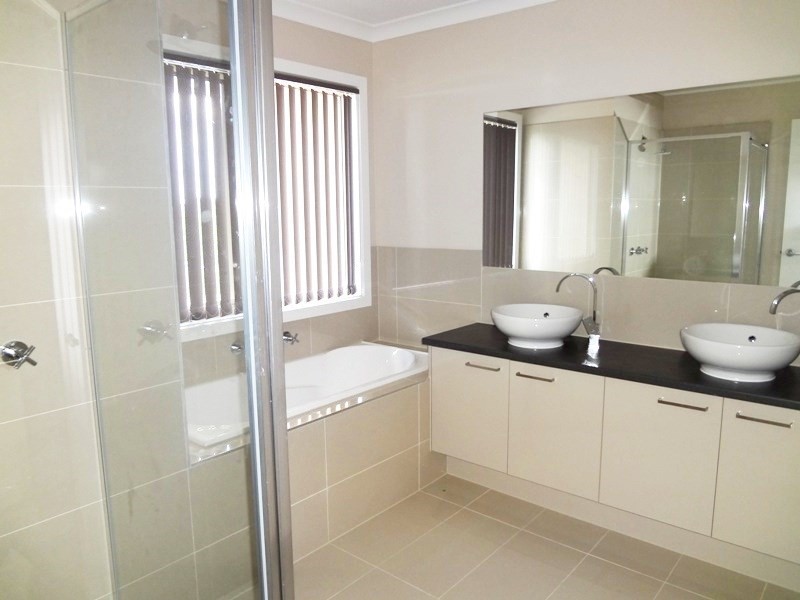 2/35 Glendale Avenue, Epping VIC 3076