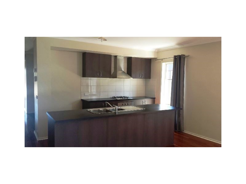 13 Gunther Way, Wollert VIC 3750