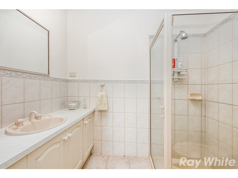 8 Buick Crescent, Mill Park VIC 3082