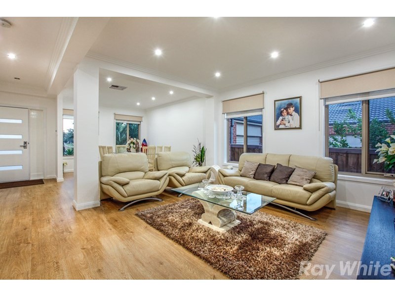 125 Vincent Drive, South Morang VIC 3752