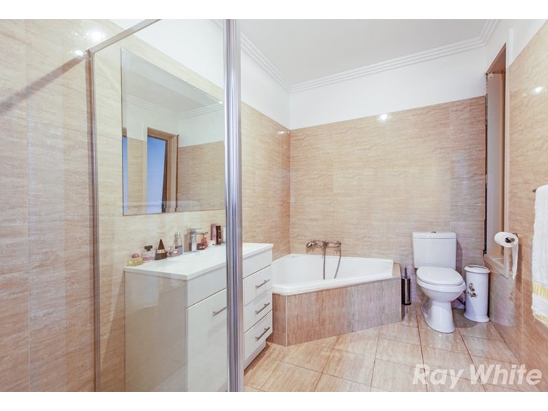 125 Vincent Drive, South Morang VIC 3752