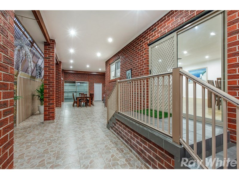 125 Vincent Drive, South Morang VIC 3752