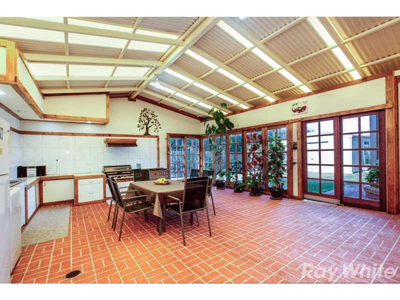 12 Lazar Grove, South Morang VIC 3752