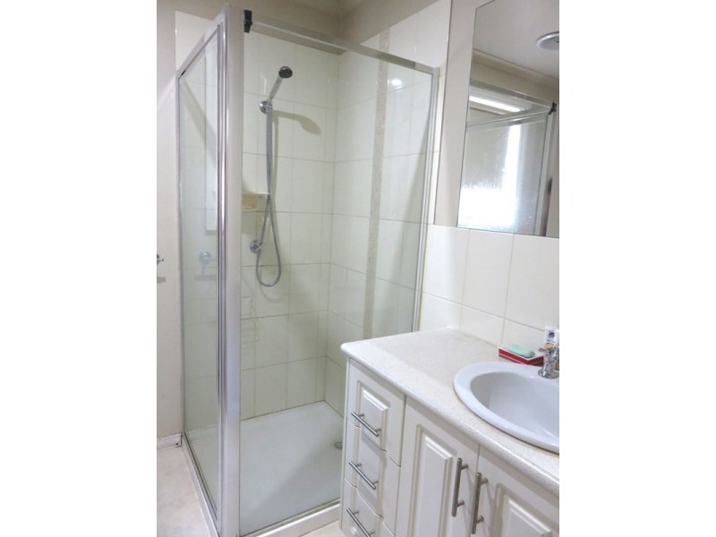 27 Auburn Road, South Morang VIC 3752