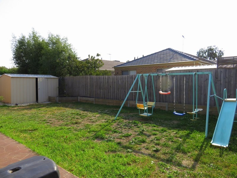 27 Auburn Road, South Morang VIC 3752