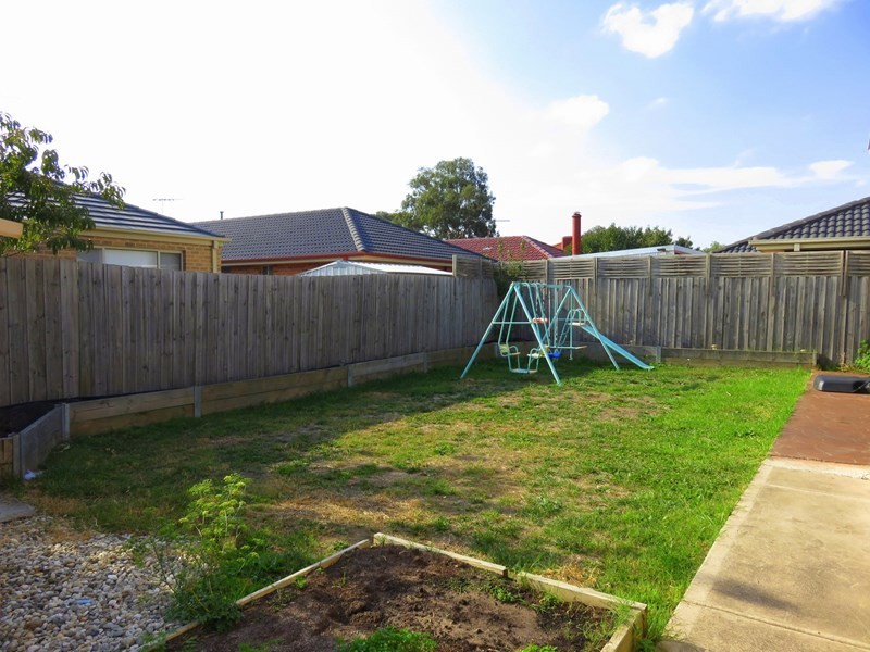 27 Auburn Road, South Morang VIC 3752