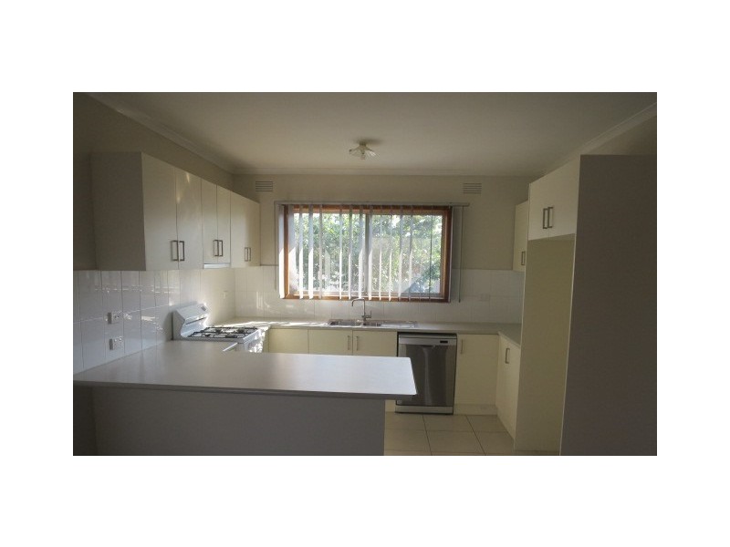 76 Elizabeth Drive, Lalor VIC 3075