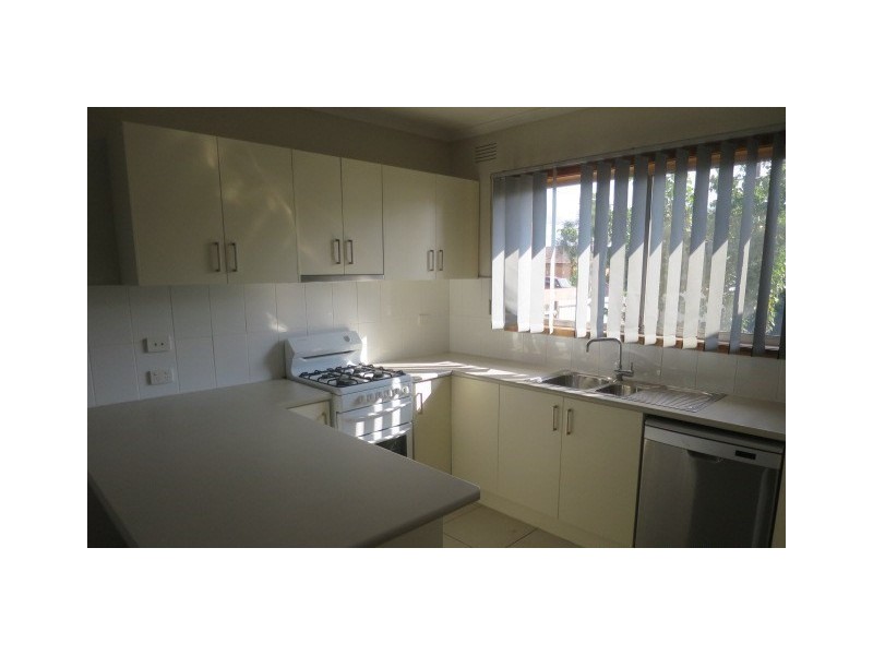 76 Elizabeth Drive, Lalor VIC 3075