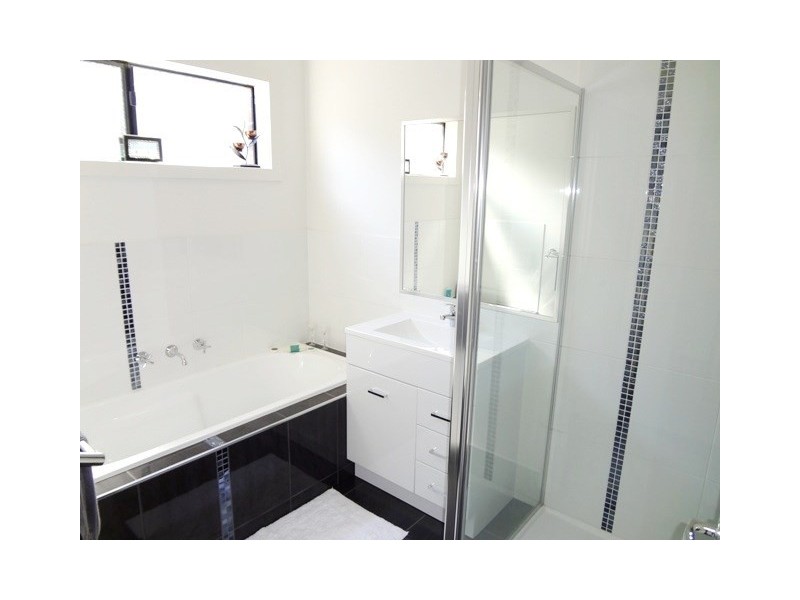 21 Fermont Avenue, Craigieburn VIC 3064