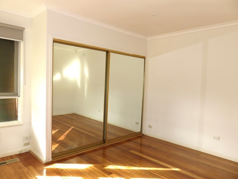 4 Gibson Street, Lalor VIC 3075