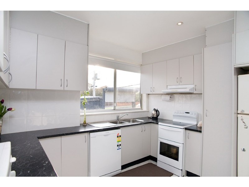 1/44 Spring Street, Thomastown VIC 3074