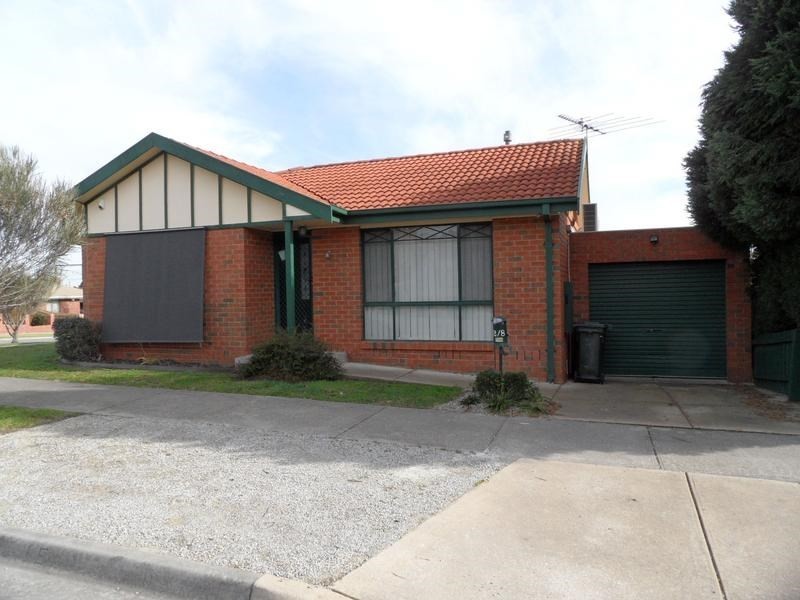 2/8 Plowman Court, Epping VIC 3076