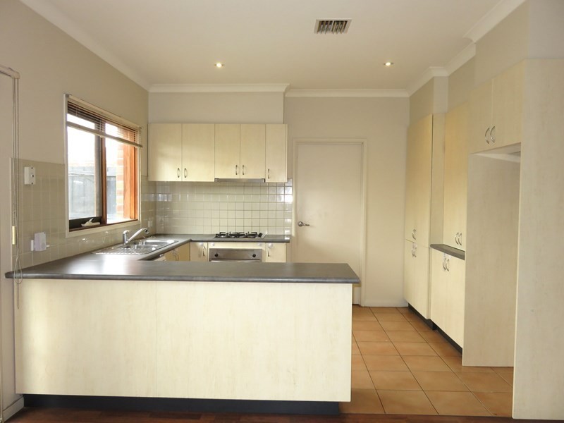 4/38 Rufus Street, Epping VIC 3076