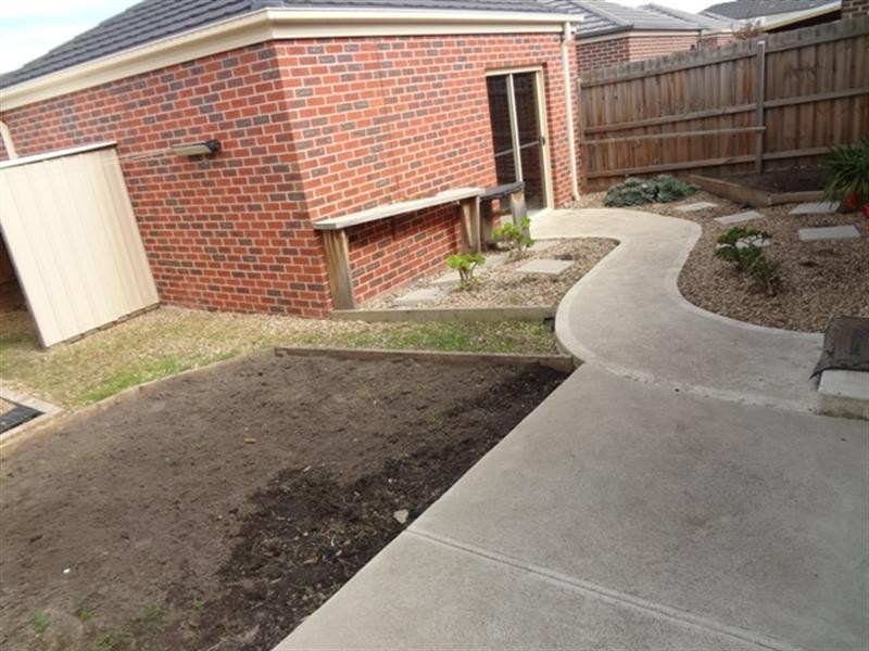 10 Broxburn Walk, Epping VIC 3076