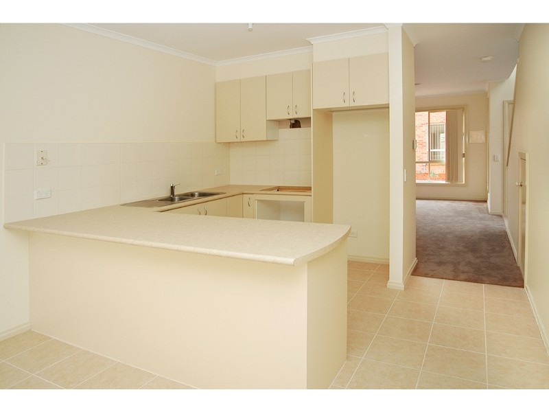 42/90 Edgars Road, Thomastown VIC 3074