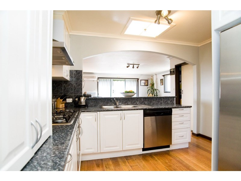 6 Everest Court, Lalor VIC 3075