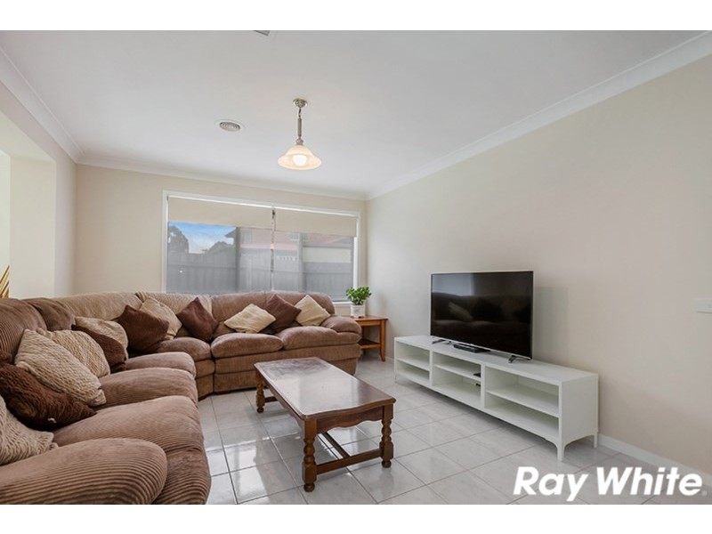 11 River Redgum Place, South Morang VIC 3752