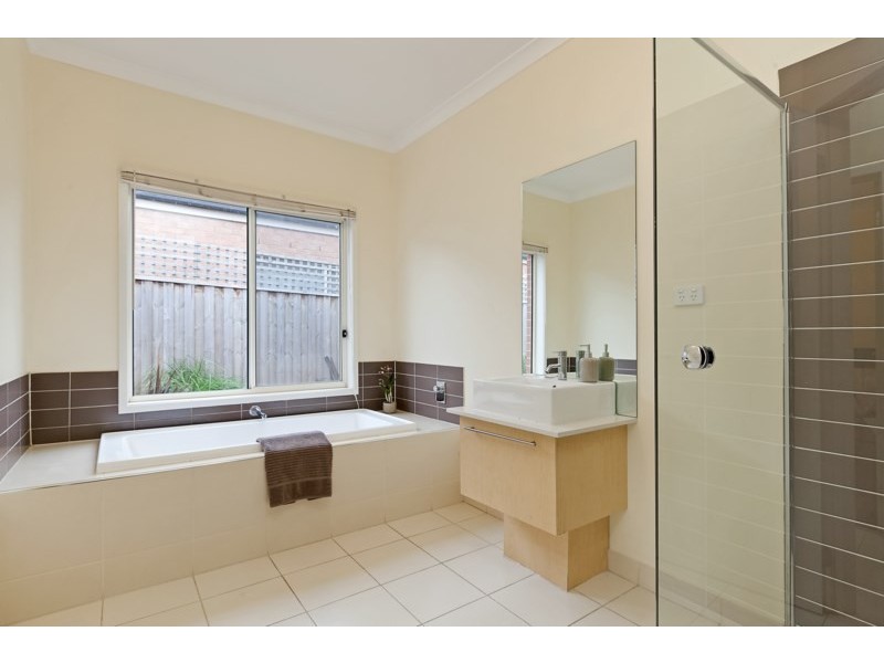 5 Meranti Way, Epping VIC 3076