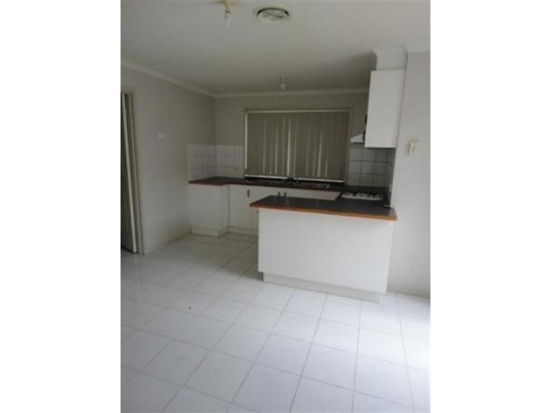 2/30 McFarlane Crescent, Epping VIC 3076