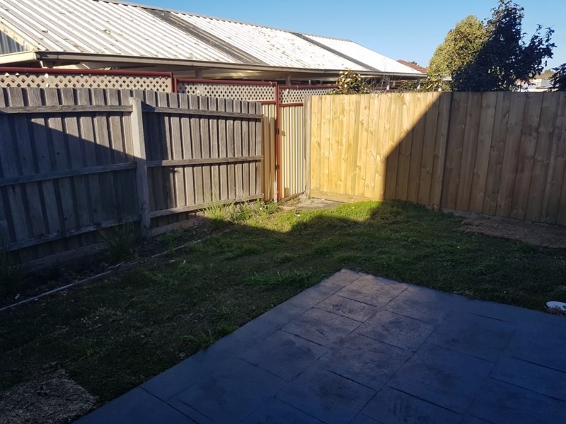 3/12 Dryandra Avenue, Epping VIC 3076