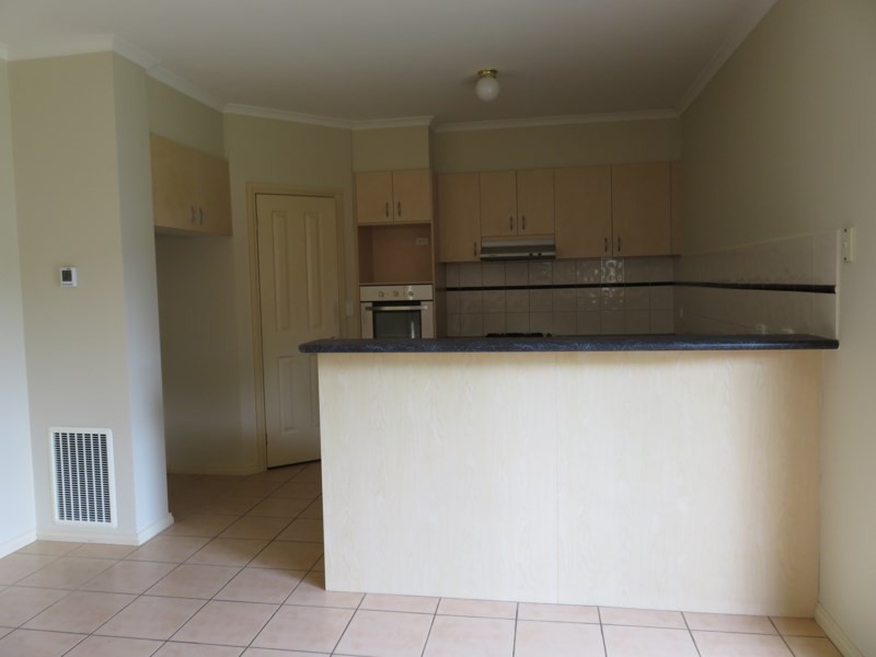 63 The Lakes Boulevard, South Morang VIC 3752