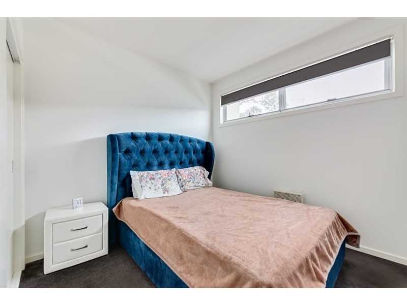 2/2 Grandview Street, Glenroy VIC 3046