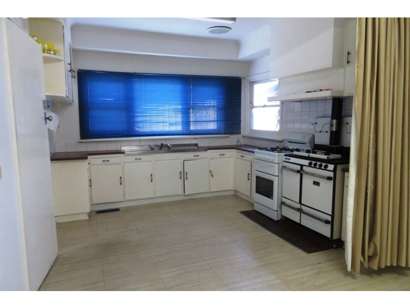 8 David Street, Lalor VIC 3075