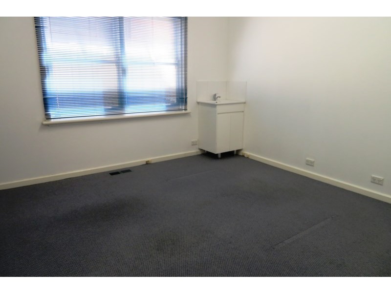 8 David Street, Lalor VIC 3075