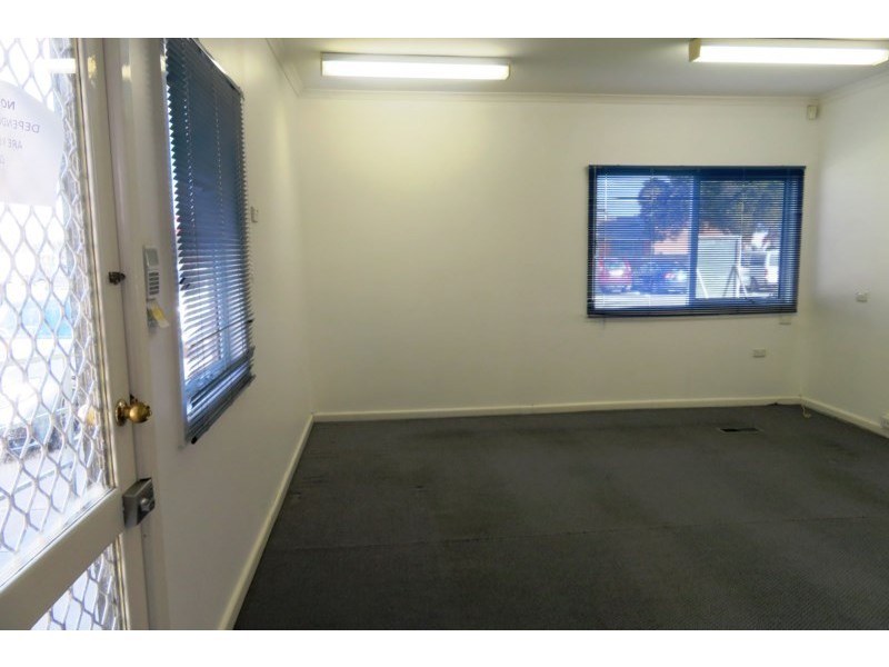 8 David Street, Lalor VIC 3075