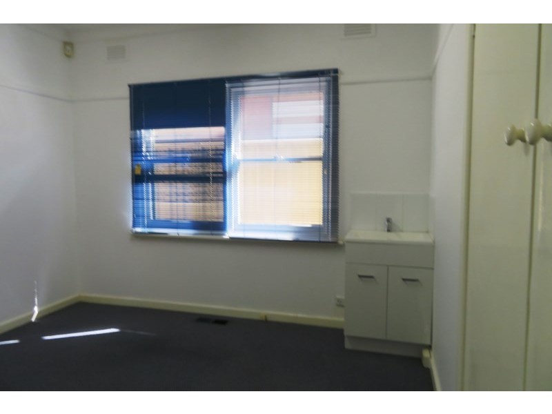 8 David Street, Lalor VIC 3075