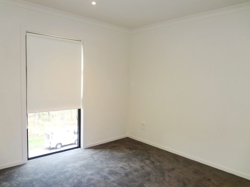 212/40 Bush Boulevard, Mill Park VIC 3082