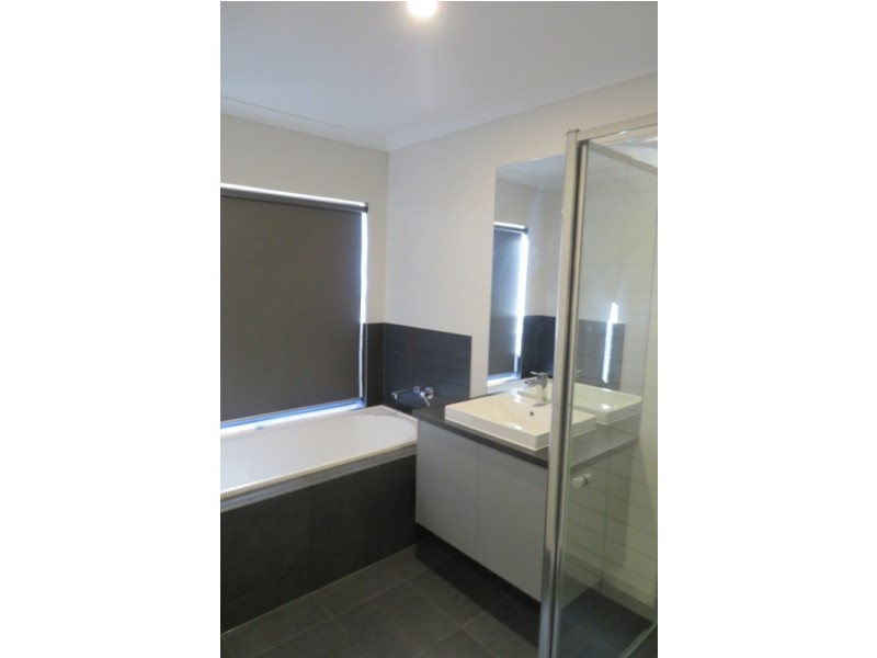 27 Bedstraw Street, Mernda VIC 3754