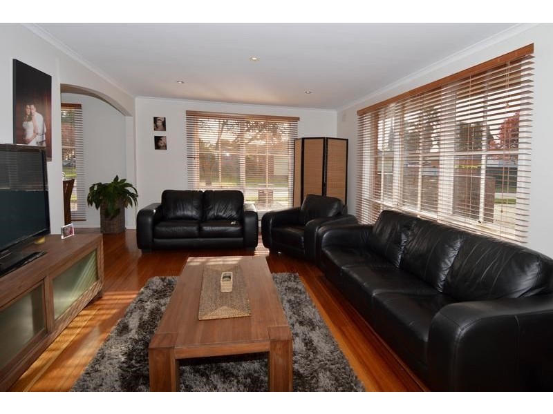 105 Peppercorn Parade, Epping VIC 3076