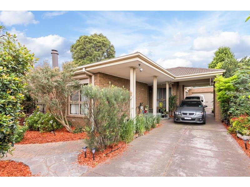 1 Madigan Crescent, Mill Park VIC 3082