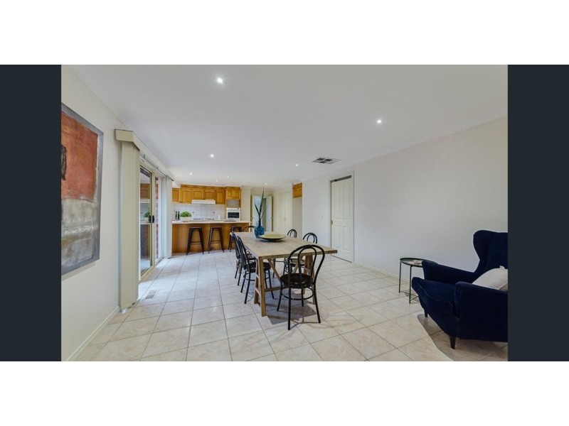 16 Woodfull Way, Epping VIC 3076