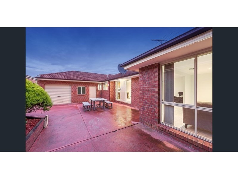 16 Woodfull Way, Epping VIC 3076