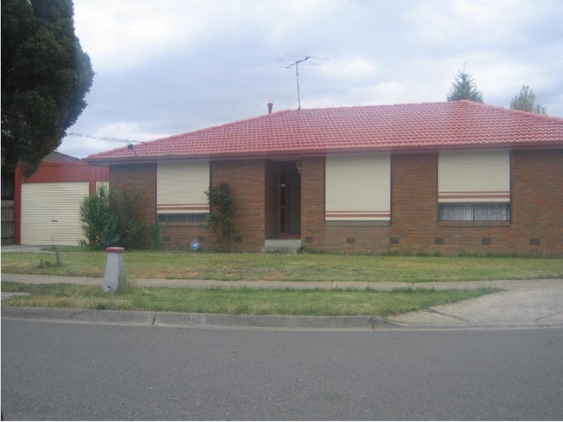 19 Dressage Place, Epping VIC 3076