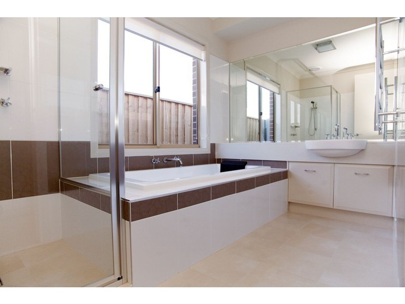 14 Avoca Avenue, Mernda VIC 3754