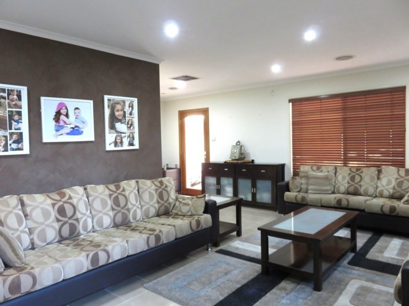 10 Globe Place, Epping VIC 3076