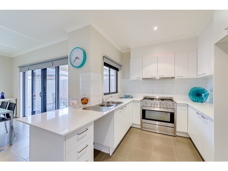 5 Mavora Place, South Morang VIC 3752