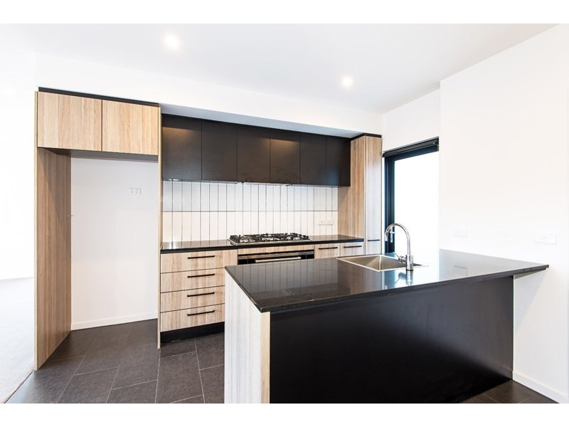 218/30 Oleander Drive, Mill Park VIC 3082