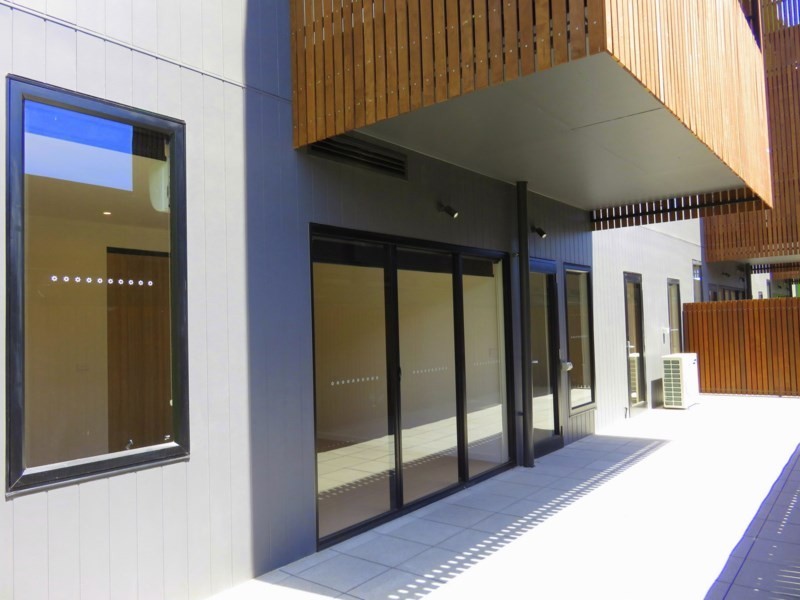 218/30 Oleander Drive, Mill Park VIC 3082