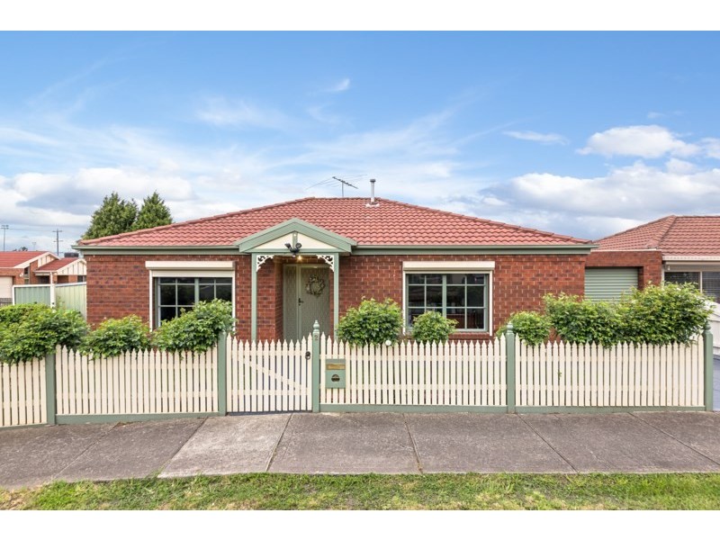 2 Beccia Avenue, Epping VIC 3076
