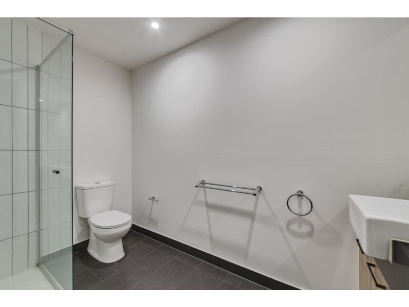 218/30 Oleander Drive, Mill Park VIC 3082