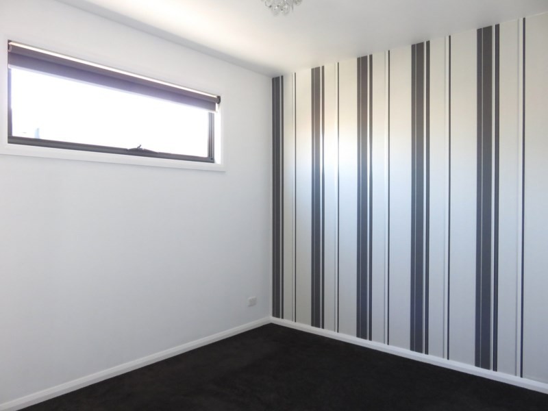49 Saxony Drive, Epping VIC 3076