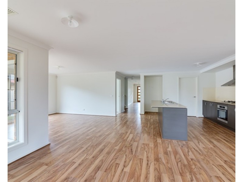 9 Brindabella Chase, Point Cook VIC 3030