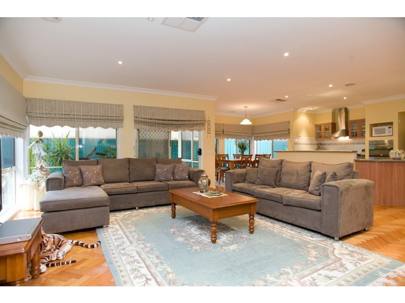 52 Darius Terrace, South Morang VIC 3752