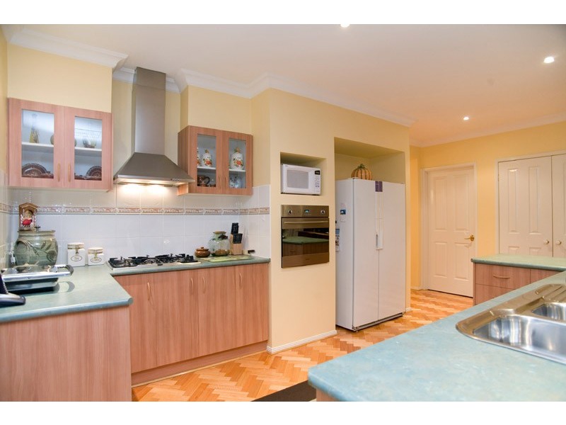 52 Darius Terrace, South Morang VIC 3752