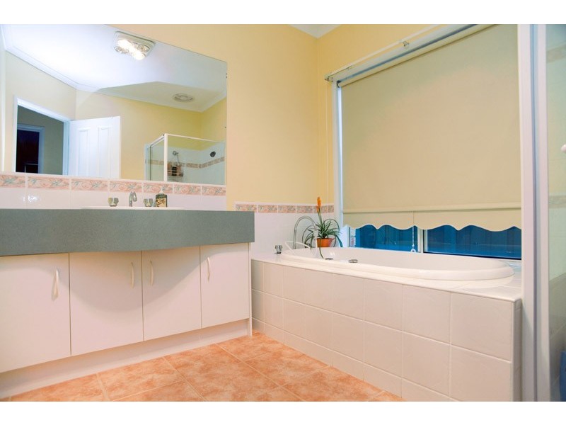 52 Darius Terrace, South Morang VIC 3752